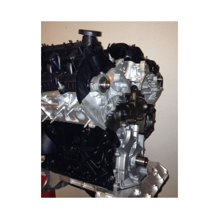 Moteur échange standard - LAND ROVER 3.0 TDV6 (306DT)