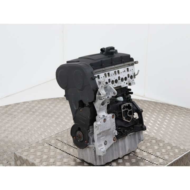 Acquista il motore di rigenerati nudo Dodge- 2.0 crd