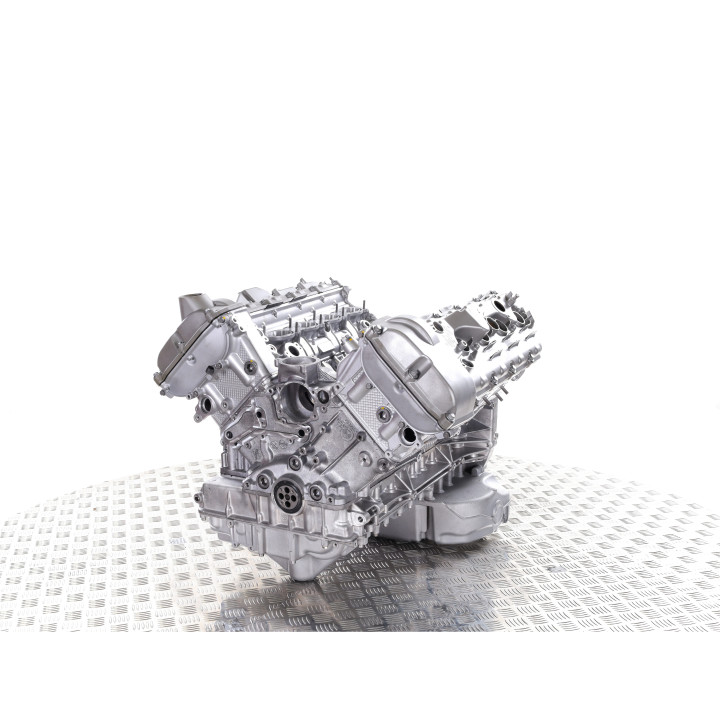 BMW 4.0L engine type S65B40A - remanufactured petrol bare engine