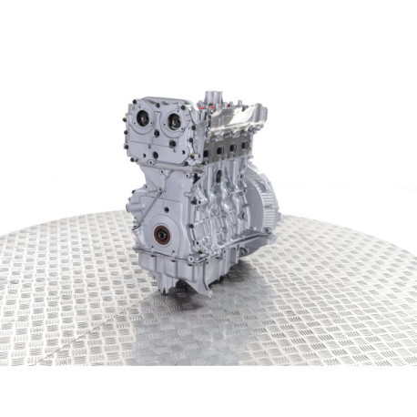 Acquistare MERCEDES 45 AMG tipo motore 133980 -